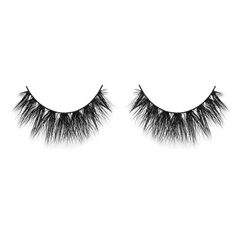 Lilly Lashes Mykonos interlacing V-cluster design enhances drama while blending with natural lashes