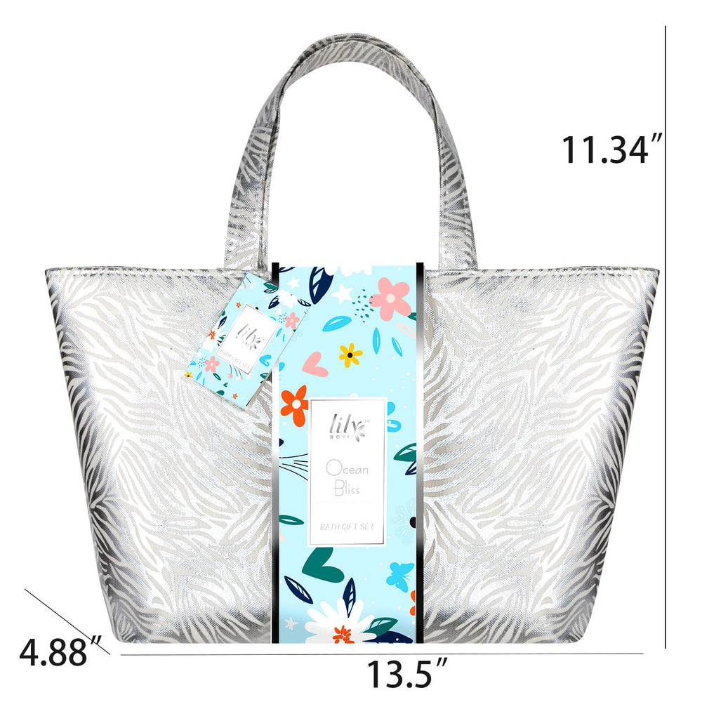 LILY ROY bath salt soak for relaxing at home.