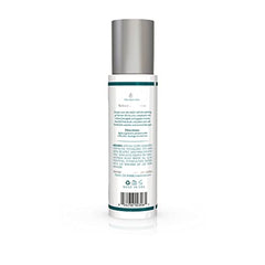 Lira Clinical BIO Enzyme Cleanser gel texture emulsifying with water for refreshing cleansing.