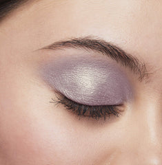 L'Oreal Paris Brilliant Eyes buildable shimmer for layered looks
