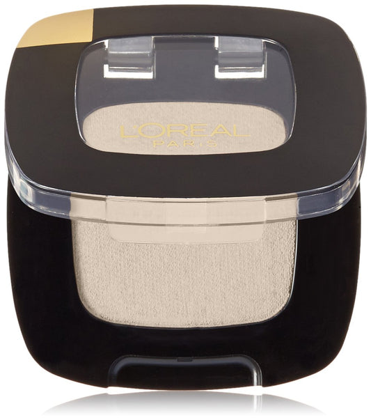L'Oreal Paris Colour Riche Monos Paris Beach swatch on lid for rich color payoff.
