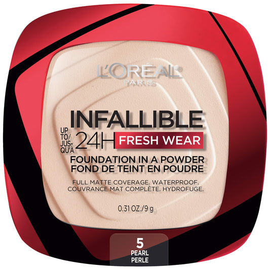 L’Oréal Paris Infallible Fresh Wear foundation bottle close-up in pearl shade for all-day matte wear.