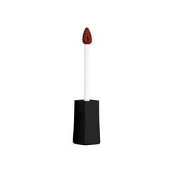 L'Oreal Paris Infallible Pro-Matte with Shake Down pigment on lips for bold impact.