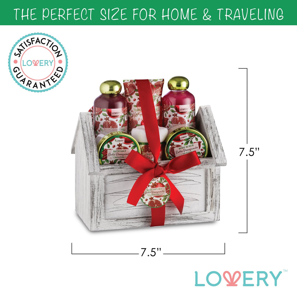 LOVERY Spacious Cosmetic Bag keeps bath essentials organized on the go