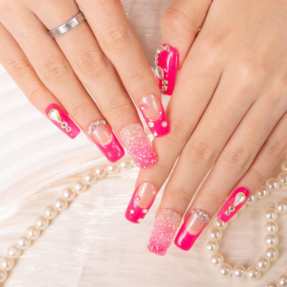 LOVFUL reusable nails help reduce waste and save time.