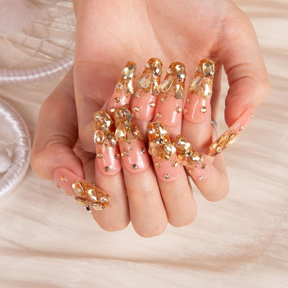 LOVFUL Stardust nails full-cover crystals offer durable, reusable manicure
