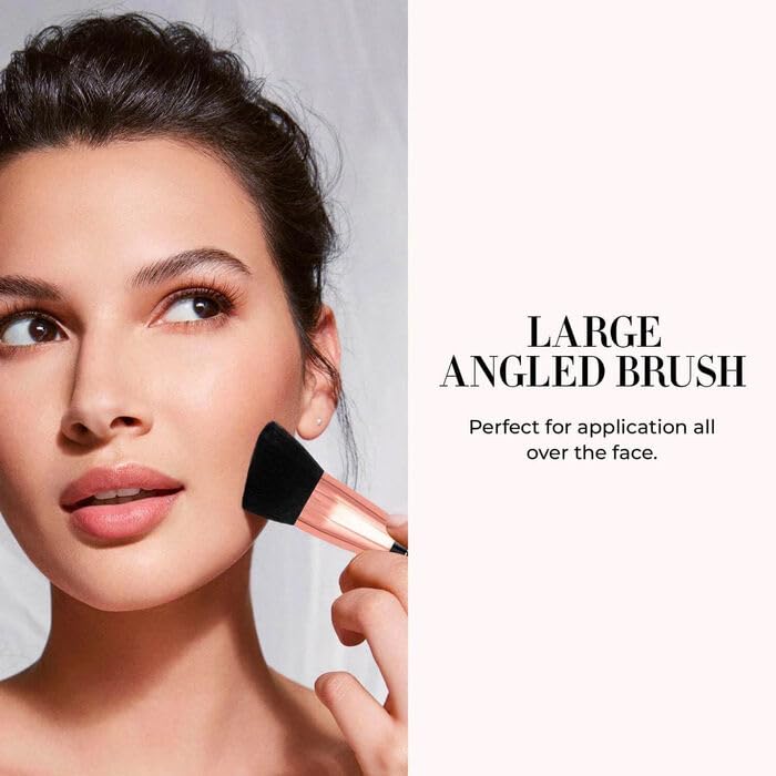 Luminess Compact packaging highlights premium beauty routine