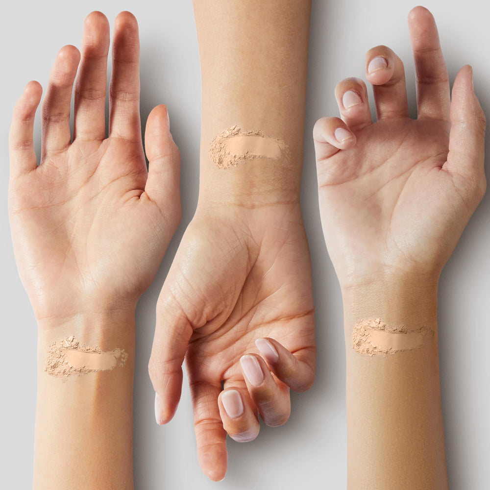 Lure Minerals foundation packaging emphasizes compact sifter for travel use.