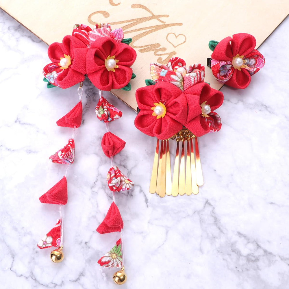 Lurrose three-piece flower clips for cosplay and daily outfits.