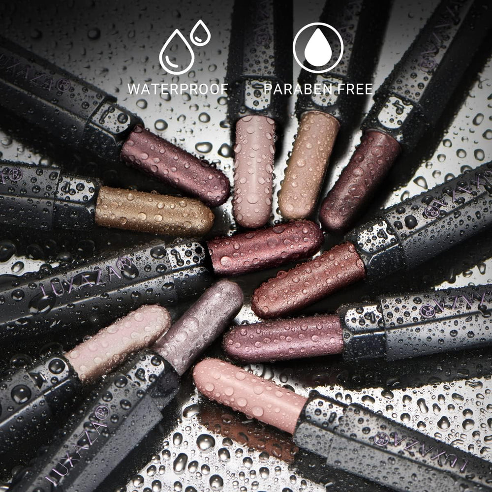 Luxaza dual-ended pencil with brush for quick touch-ups and blending.