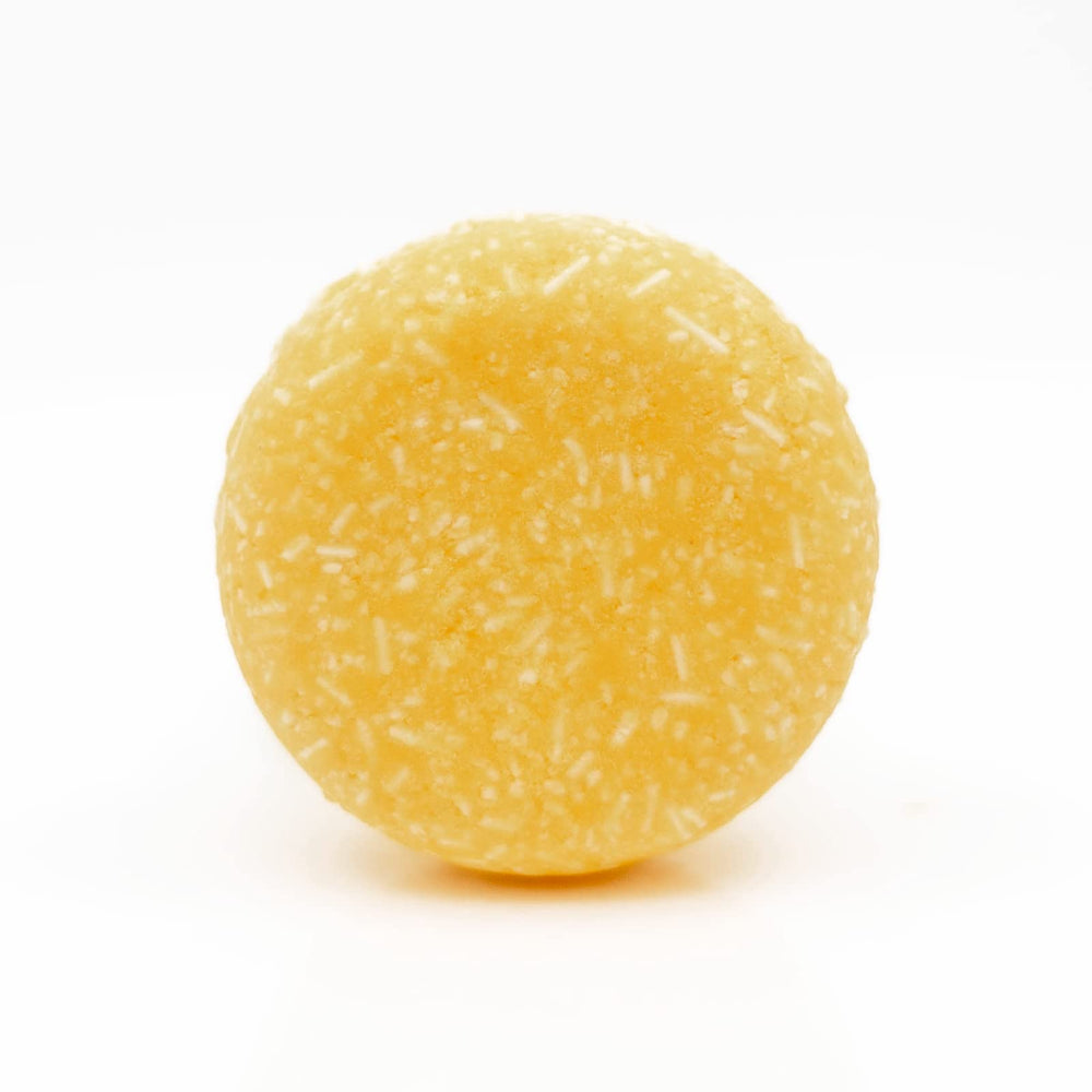 Luxiny Citrus Splash vegan, cruelty-free shampoo bar with Leaping Bunny certification.