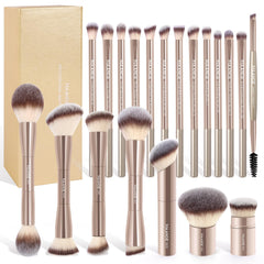 MAANGE 20-piece makeup brush set in gift box for easy gifting and storage.