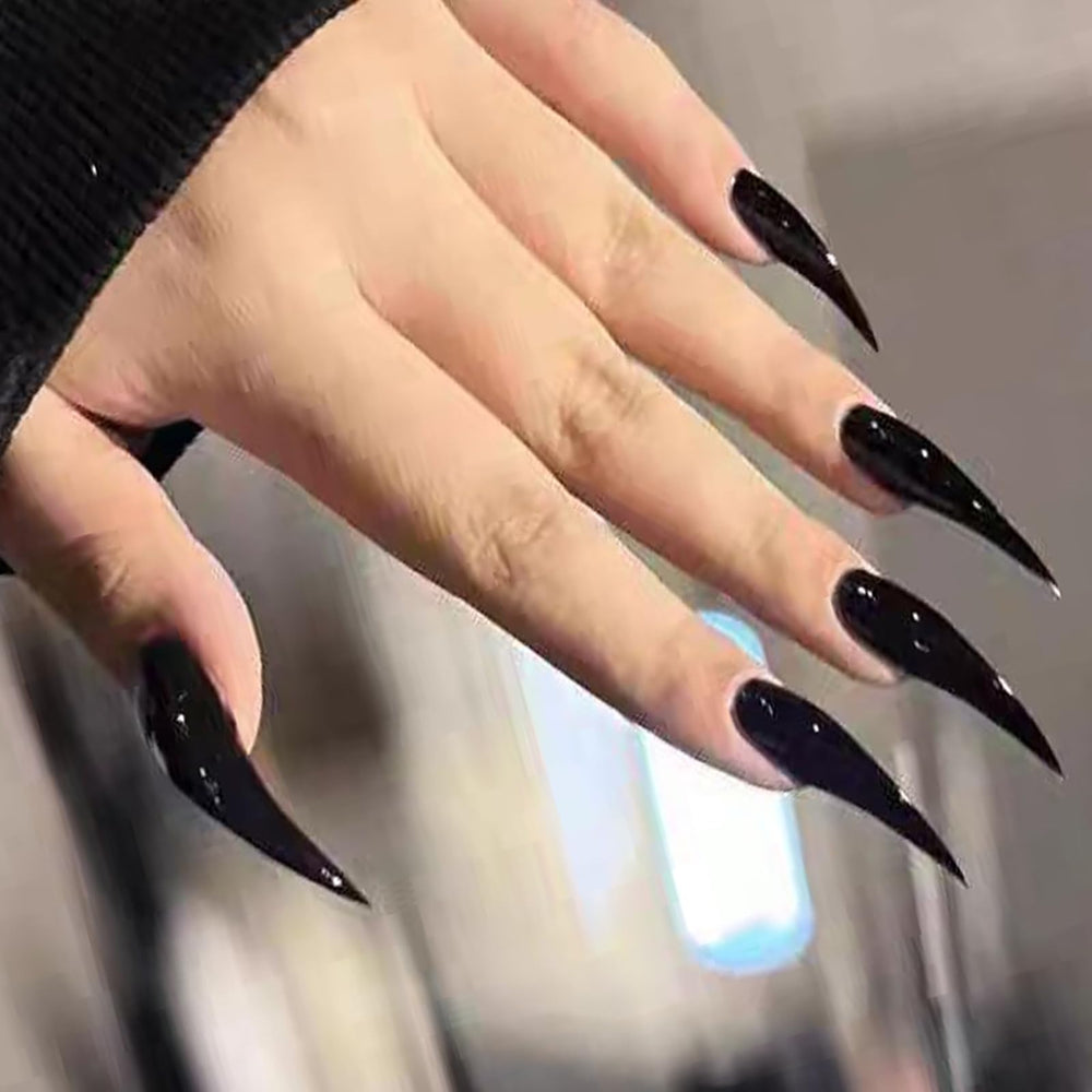 MABKJLF black glossy nails offering durable, reusable convenience