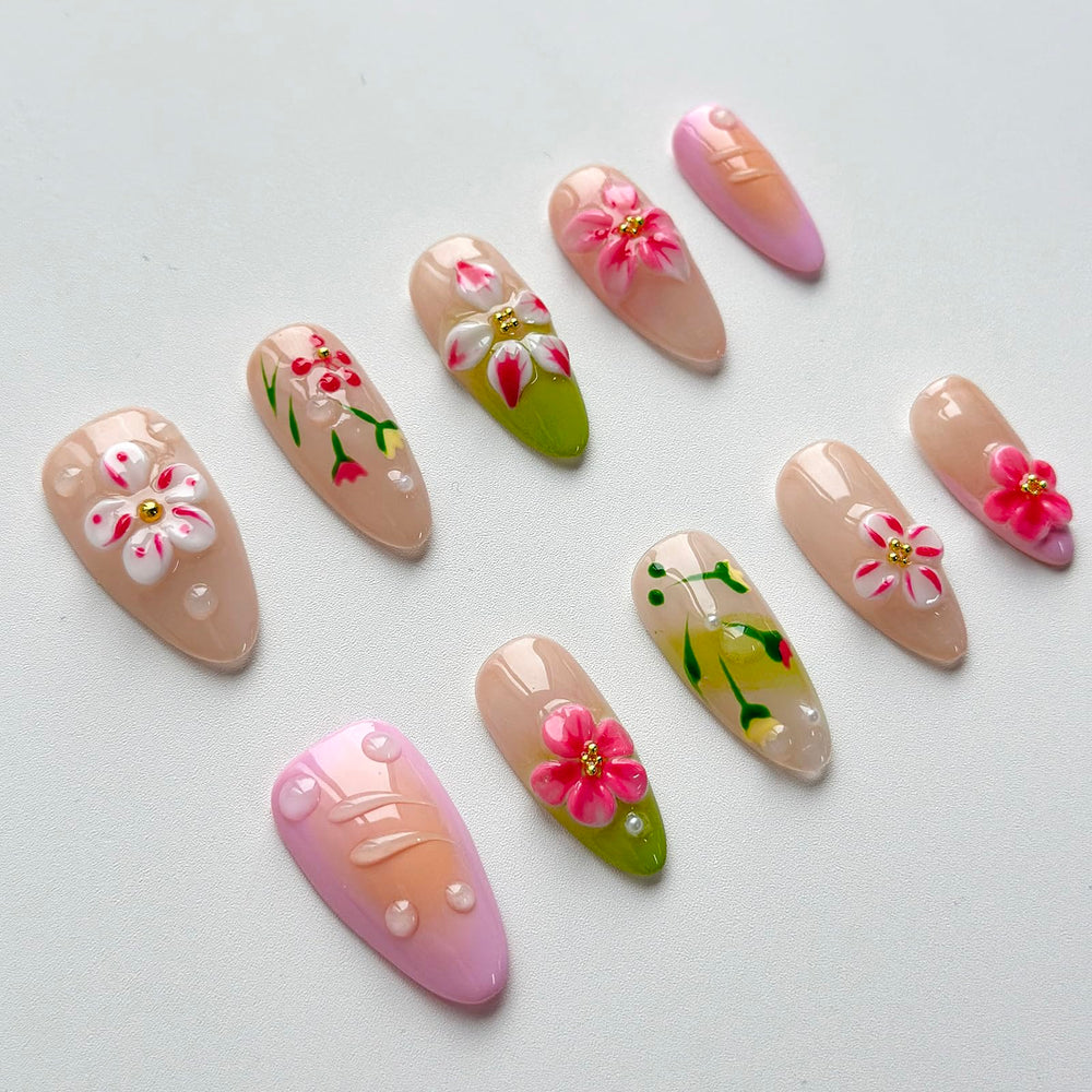 MABKJLF almond nails with a glossy finish for everyday elegance.