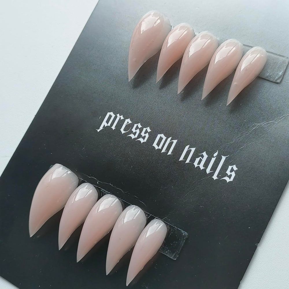 MABKJLF comes in multiple sizes to fit a wide range of nail beds.
