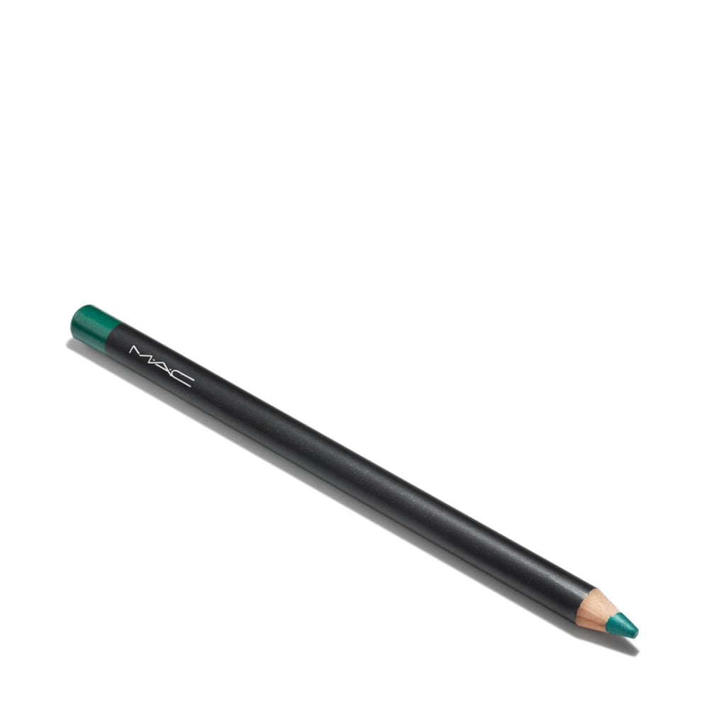MAC Eye Kohl Minted applying on eyelid for quick, smooth lines.