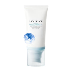 Madagascar Centella Hyalu-Cica Water-Fit Sun Serum bottle pour—hydrating action