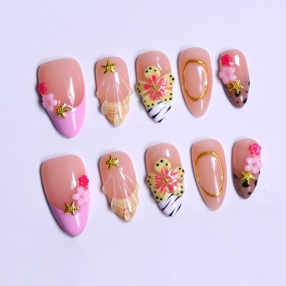 MAGLFELL leopard-print 3D nails with durable finish for bold style.
