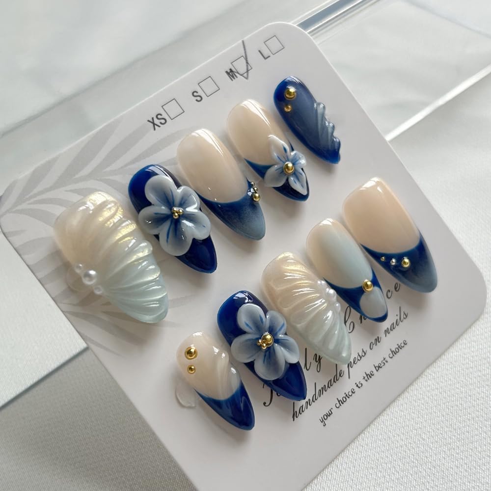 MAGLFELL extra adhesive pieces support quick, secure wear.