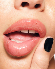 MAKE Beauty Lip Reset ingredients spotlight with shea and jojoba benefits.