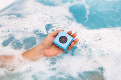 Make Life Exclusive long-lasting scent enhances immersion in the bath