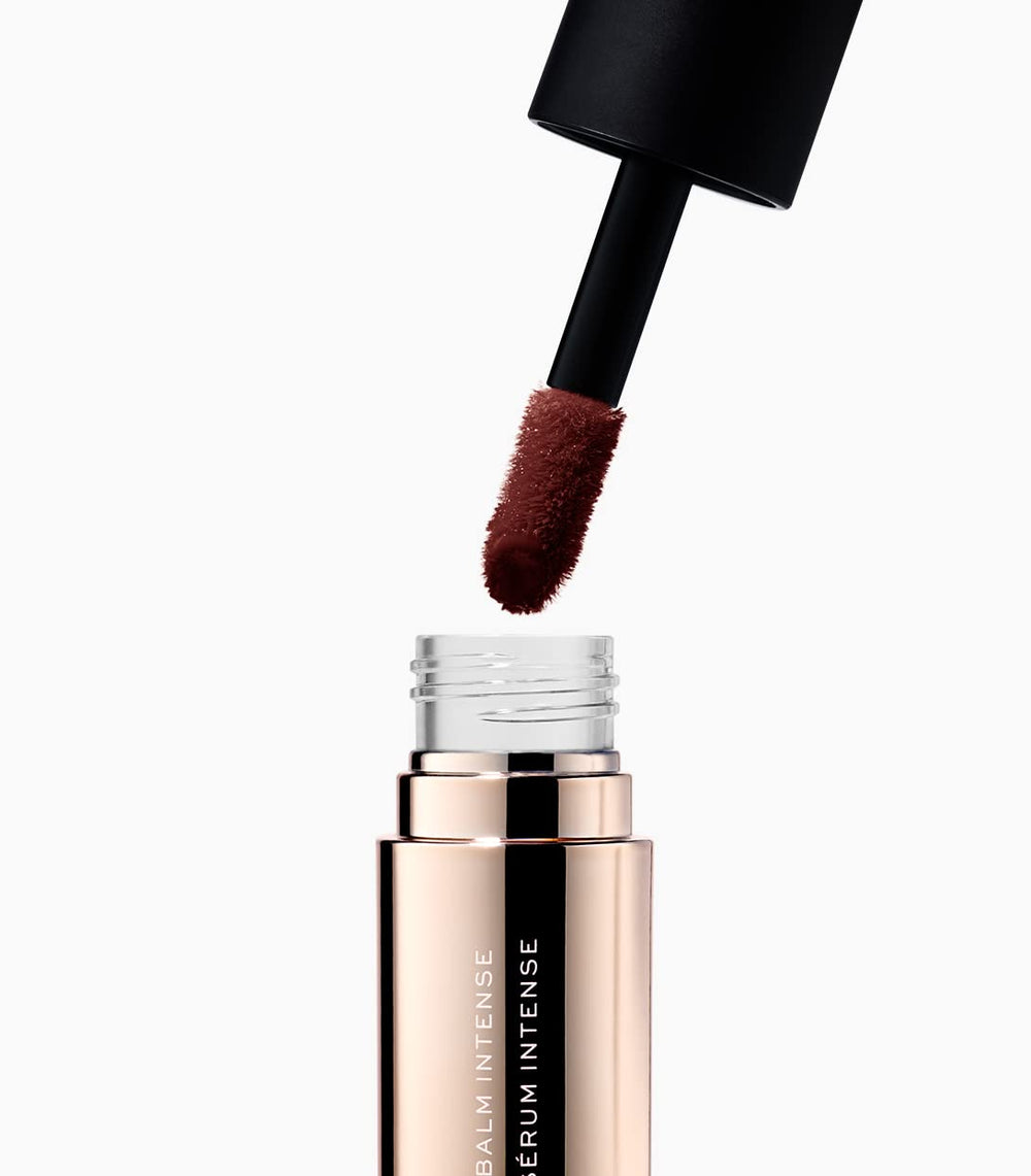 Lips wearing MAKE Serum Balm show plump, smooth texture.
