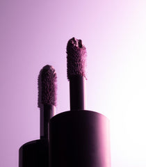 Close-up highlights hyaluronic acid for nourishing, non-tacky gloss.