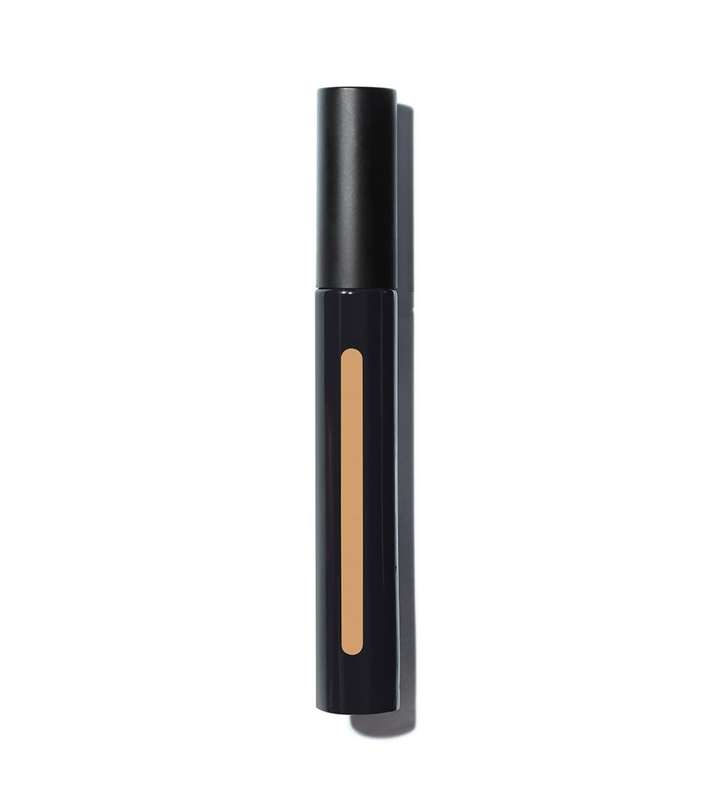 Under-eye application of MAKE Skin Mimetic Concealer Tan Olive