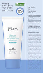 MAKEPREM UVA UVB Defense Me Sun Essence gel texture demonstrates easy absorption