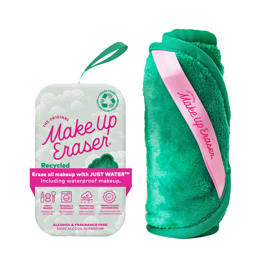 MakeUp Eraser PRO water removal close-up showing microfiber action for makeup removal