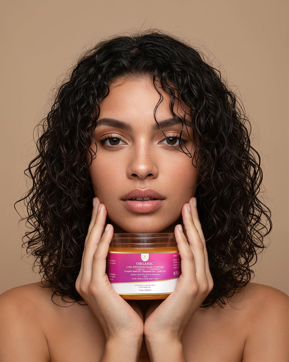 MAKOF BEAUTY Frizz-control shot demonstrates durable, soft hold without stiffness.