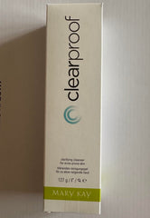 Mary Kay Clear Proof cleansing gel closeup ingredients highlight salicylic acid benefits