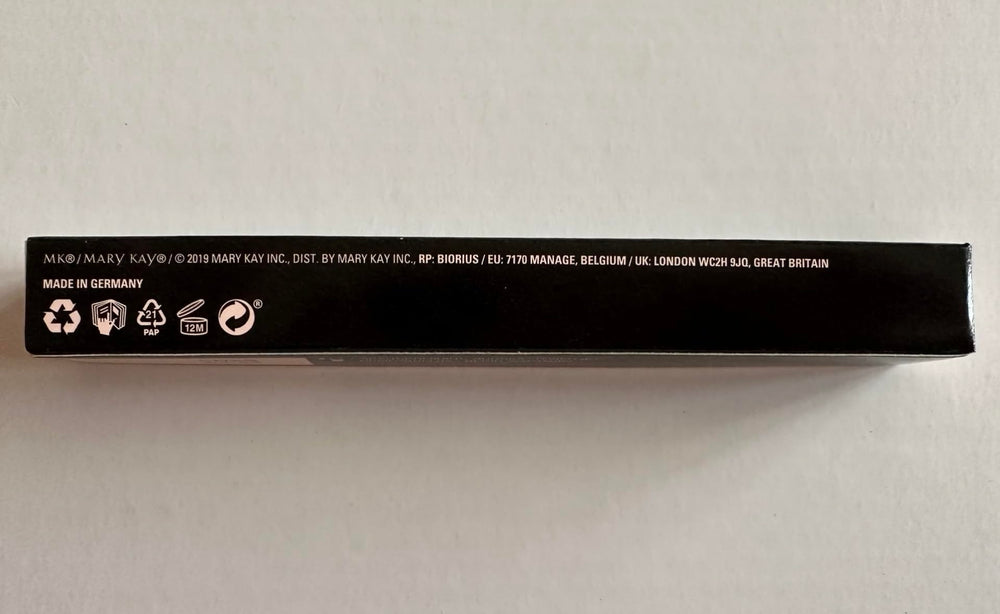 Mary Kay Signature Brow Liner Blonde packaging image with compact design