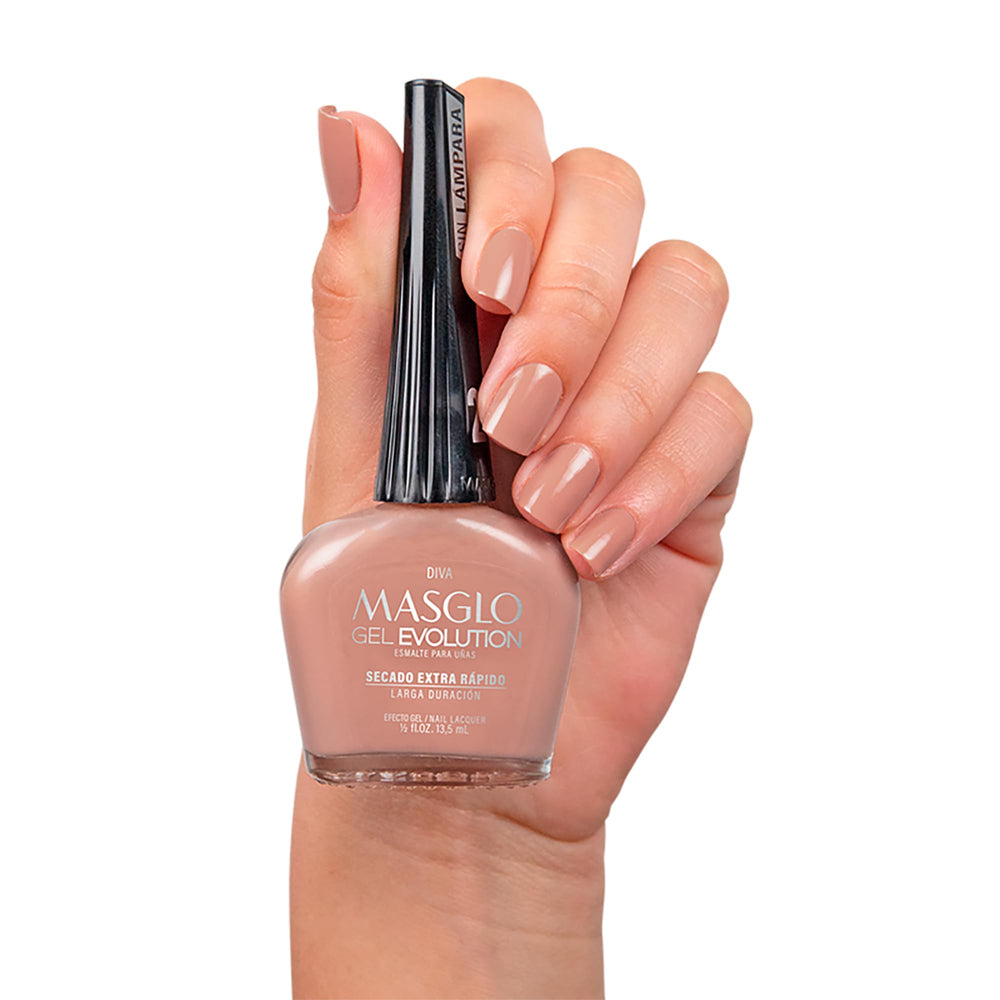 MASGLO Gel Evolution Novia swatch on nail, rich long-lasting shade.
