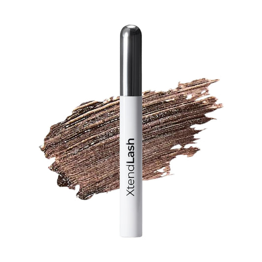 MCoBeauty Xtendlash wand close-up showing precise lift and definition.