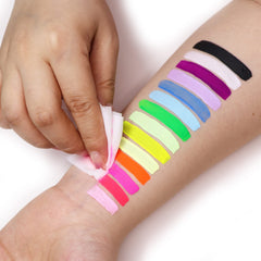 MEICOLY vegan cruelty-free eyeliner designed for sensitive skin