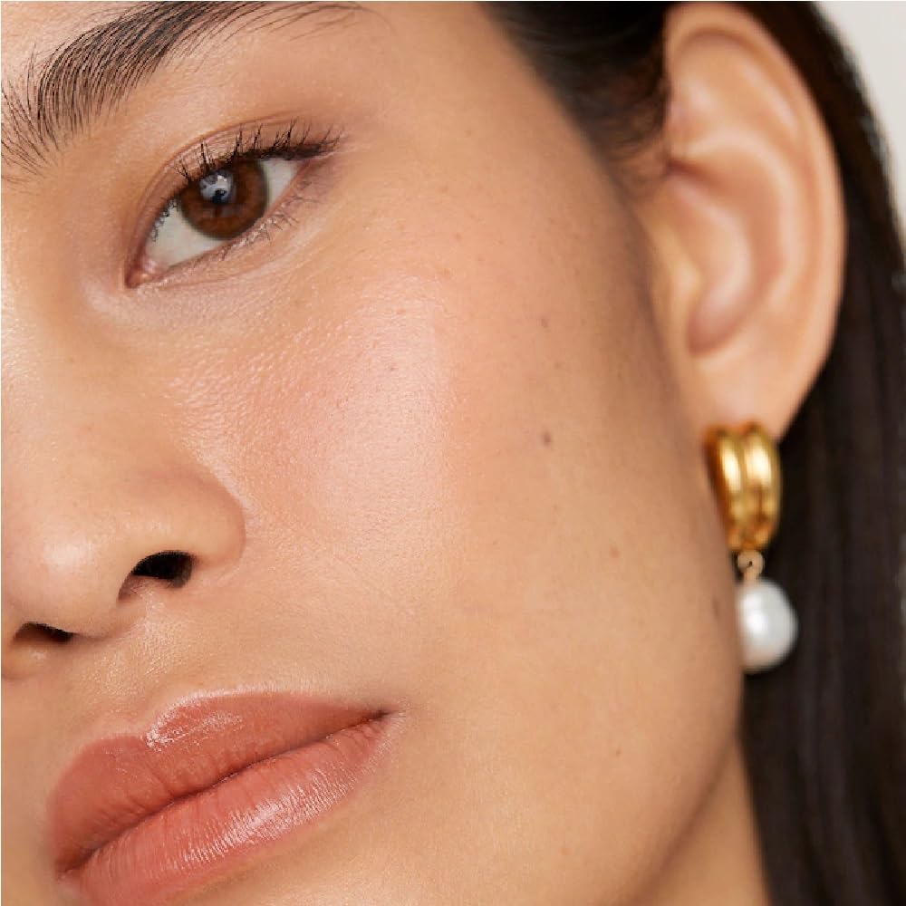 Label highlights clean, non-toxic mascara ingredients.