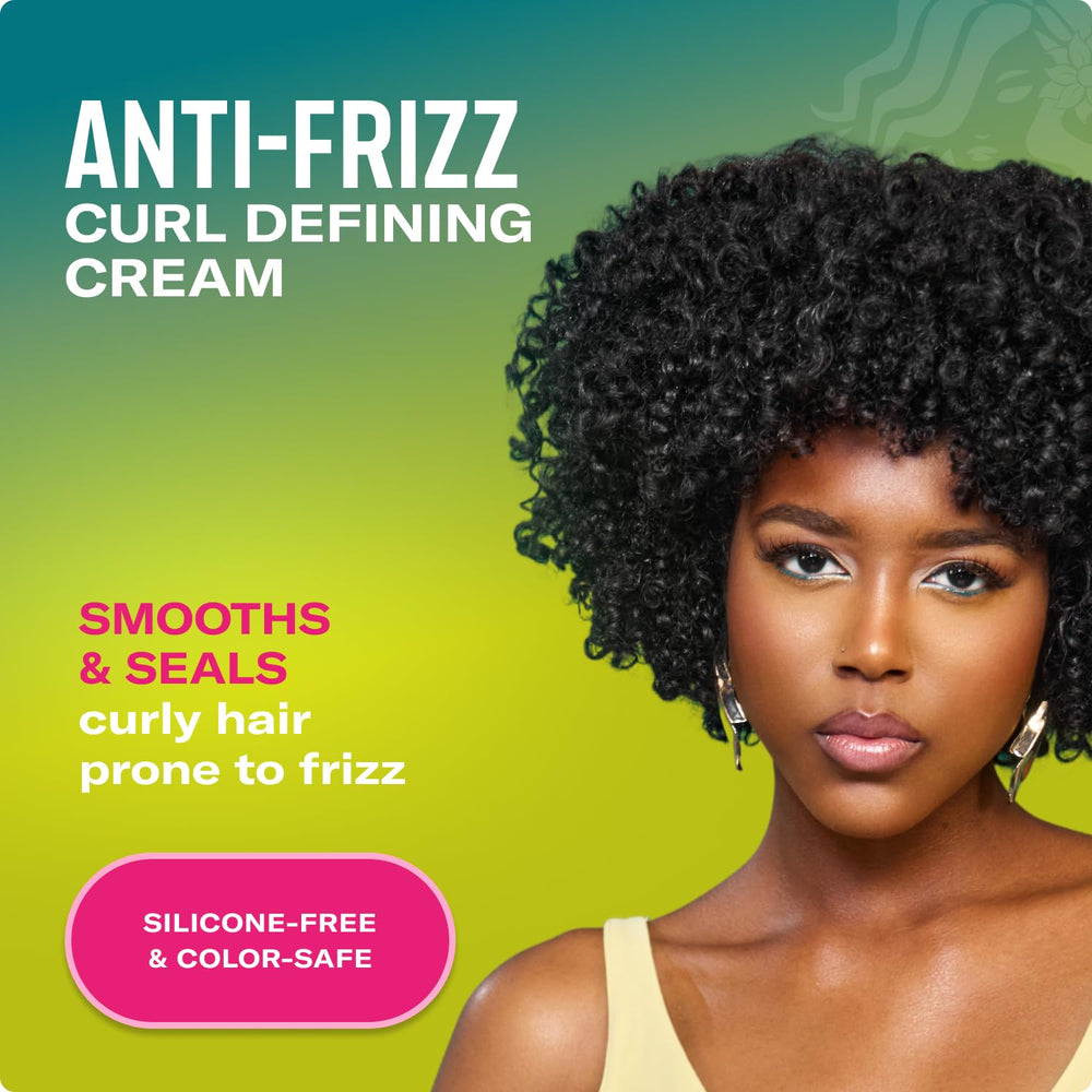 Mielle Avocado & Tamanu Cream texture close-up showing lightweight smoothing.