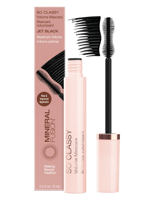 Mineral Fusion So Classy Volume Mascara bottle close-up highlighting rich black formula for dramatic lashes