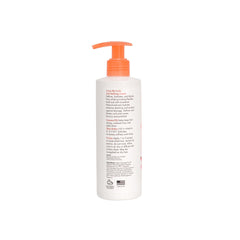 Coconut oil component in Mirta De Perales Cream aiding frizz reduction and shine