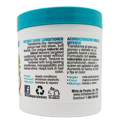 Moringa oil in formula nourishes and seals moisture for manageability.