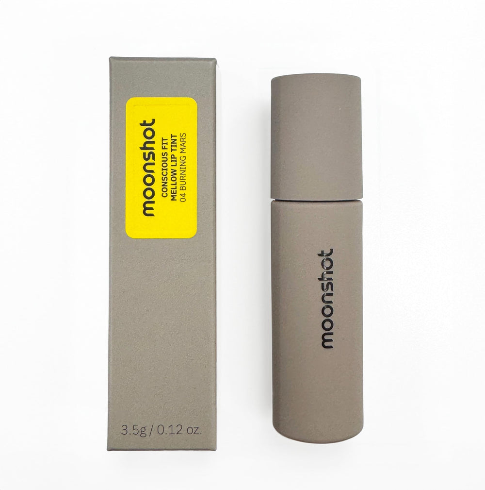 Moonshot Korea Conscious Fit Mellow Lip Stain wear test on lips.
