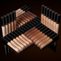 MORPHE concealer provides a natural finish and glow on the face.