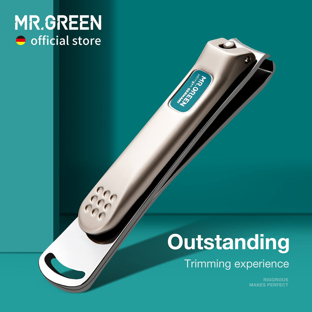 MR.GREEN nail clippers curved blades close-up shows sharp edge and durability.