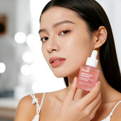 Mtmult Serum texture close-up reveals lightweight, fast-absorbing hydration.