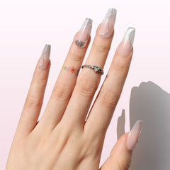 Nail Reformation 30 nails across 15 sizes ensure a precise, natural fit