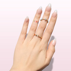 32 nails across 16 sizes provide a precise, customized fit