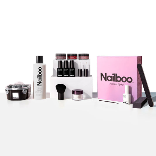 Nailboo Velvet Lust dip powder for long-lasting color and nail strength