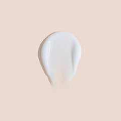 NAK Hair Luxe Finishing Creme hands warming for smooth dry hair and styling