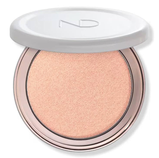 Natasha Denona Hy-GEN Glow Beautifier 01 Light highlighting for a luminous, even complexion.